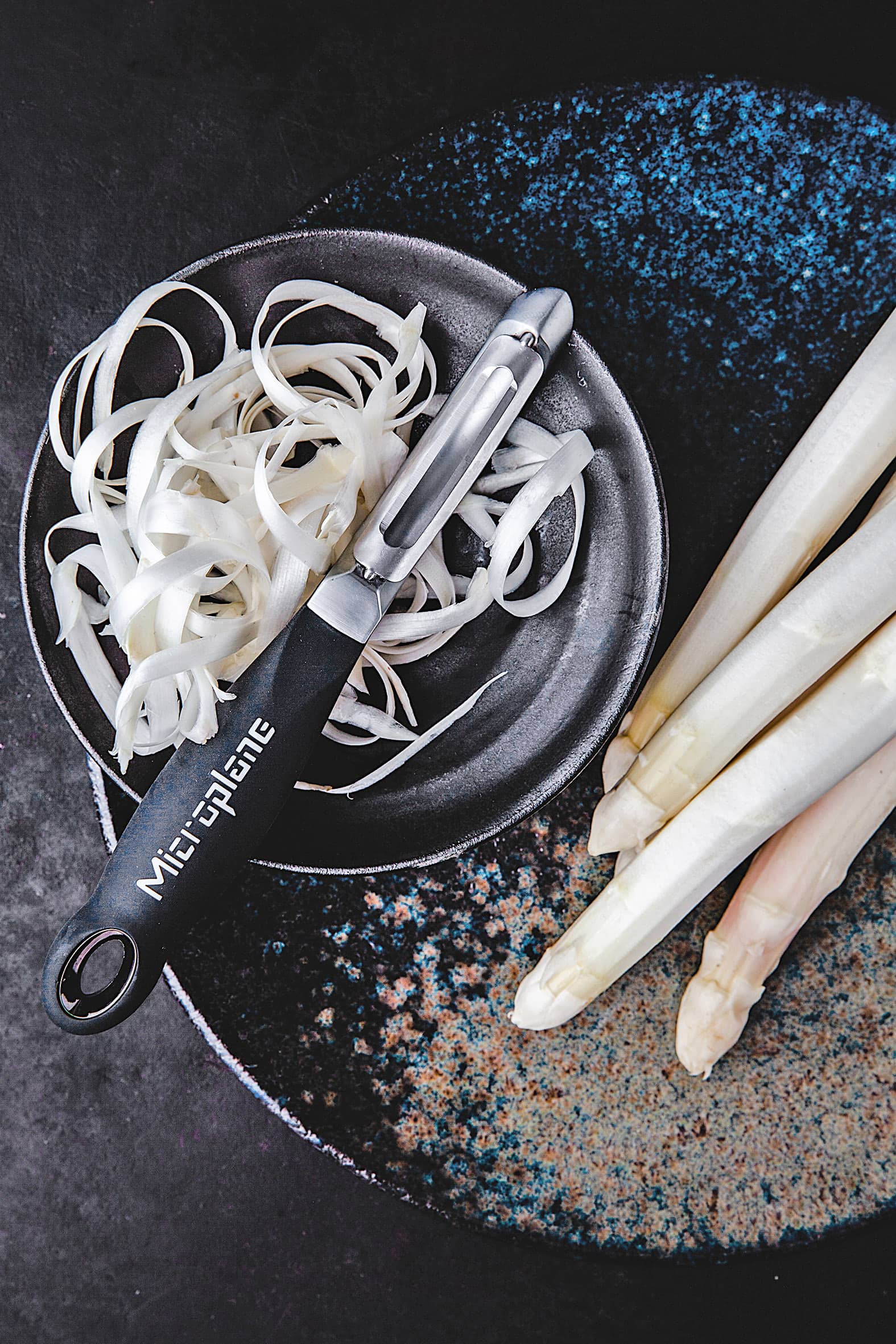 Microplane-Profi-Schaeler-Spargel-MG_0073