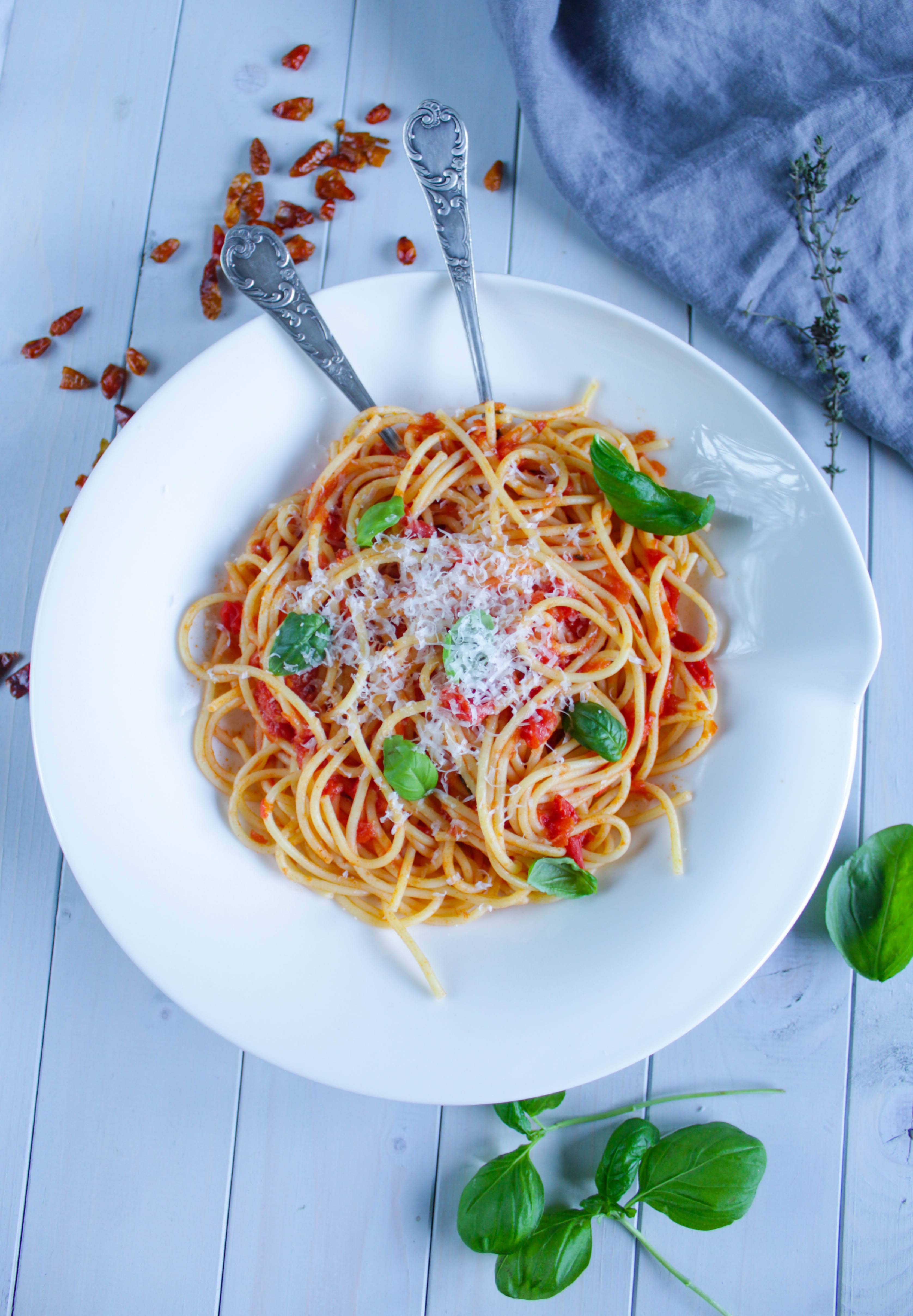Pasta-Pomodoro_8372